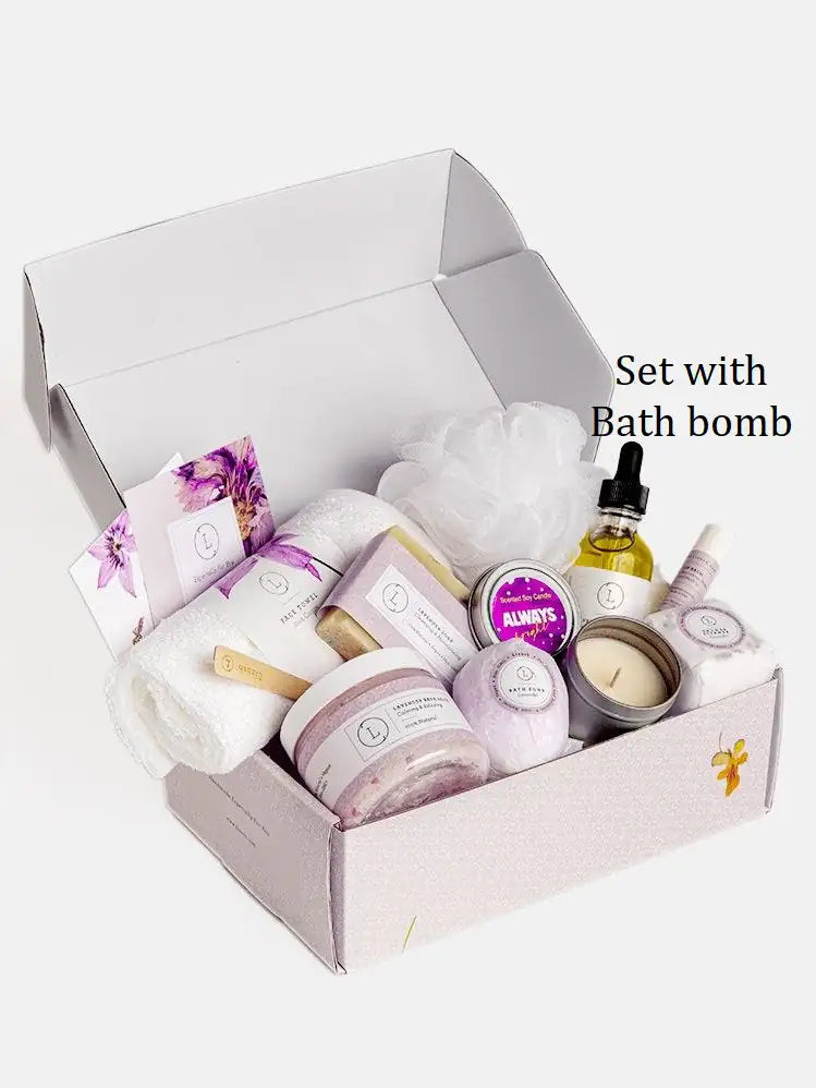 Lizush All Natural Lavender Gift Box with Bath Bomb and Shower Steamer